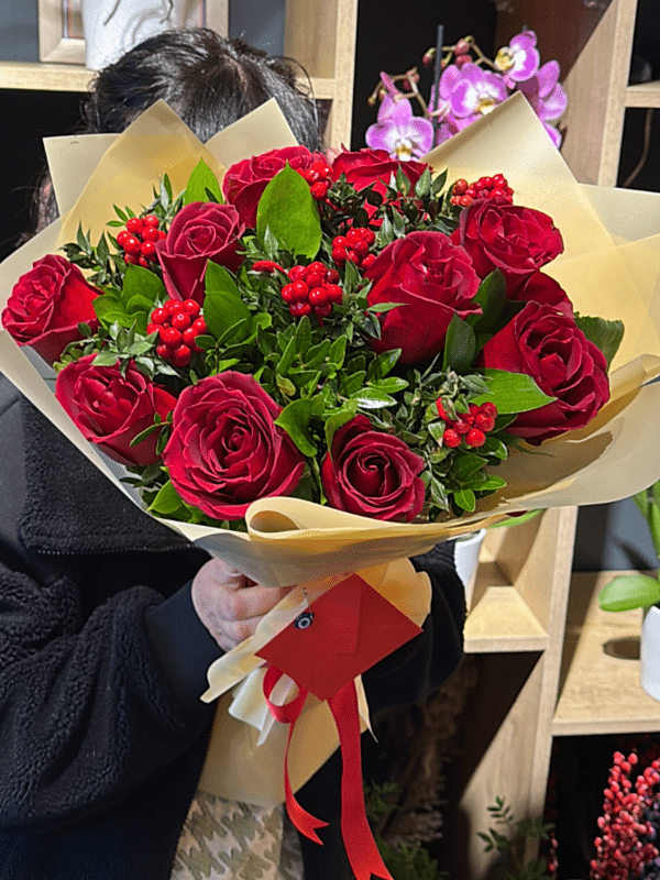  Antalya Lara Florist - FRAGRANT ROSE BOUQUET