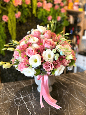 Antalya Lara Çiçek Siparişi - LİSYANTUS ARANJMANI